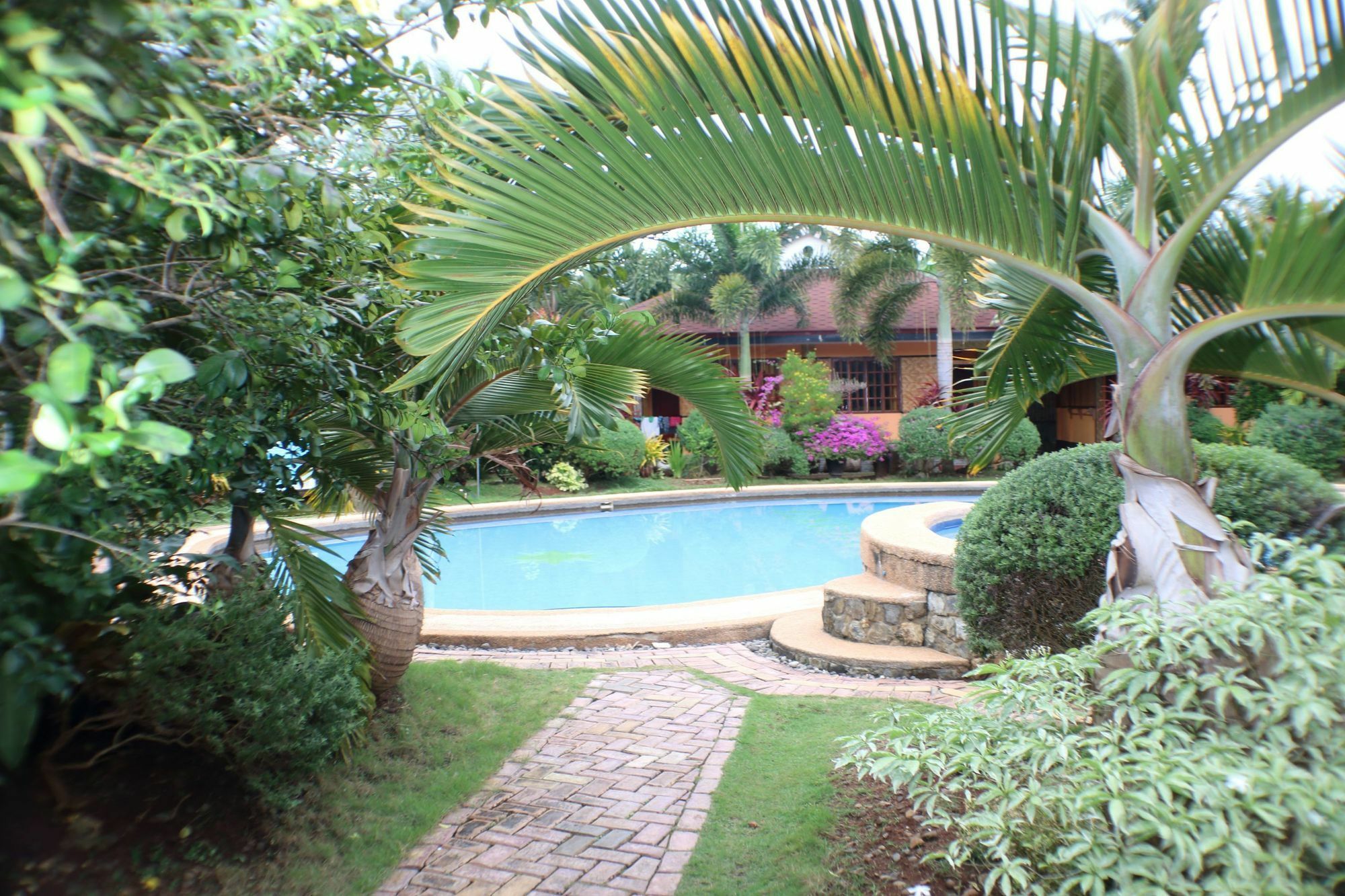 Zen Rooms Veraneante Resort Bohol Panglao Exterior photo